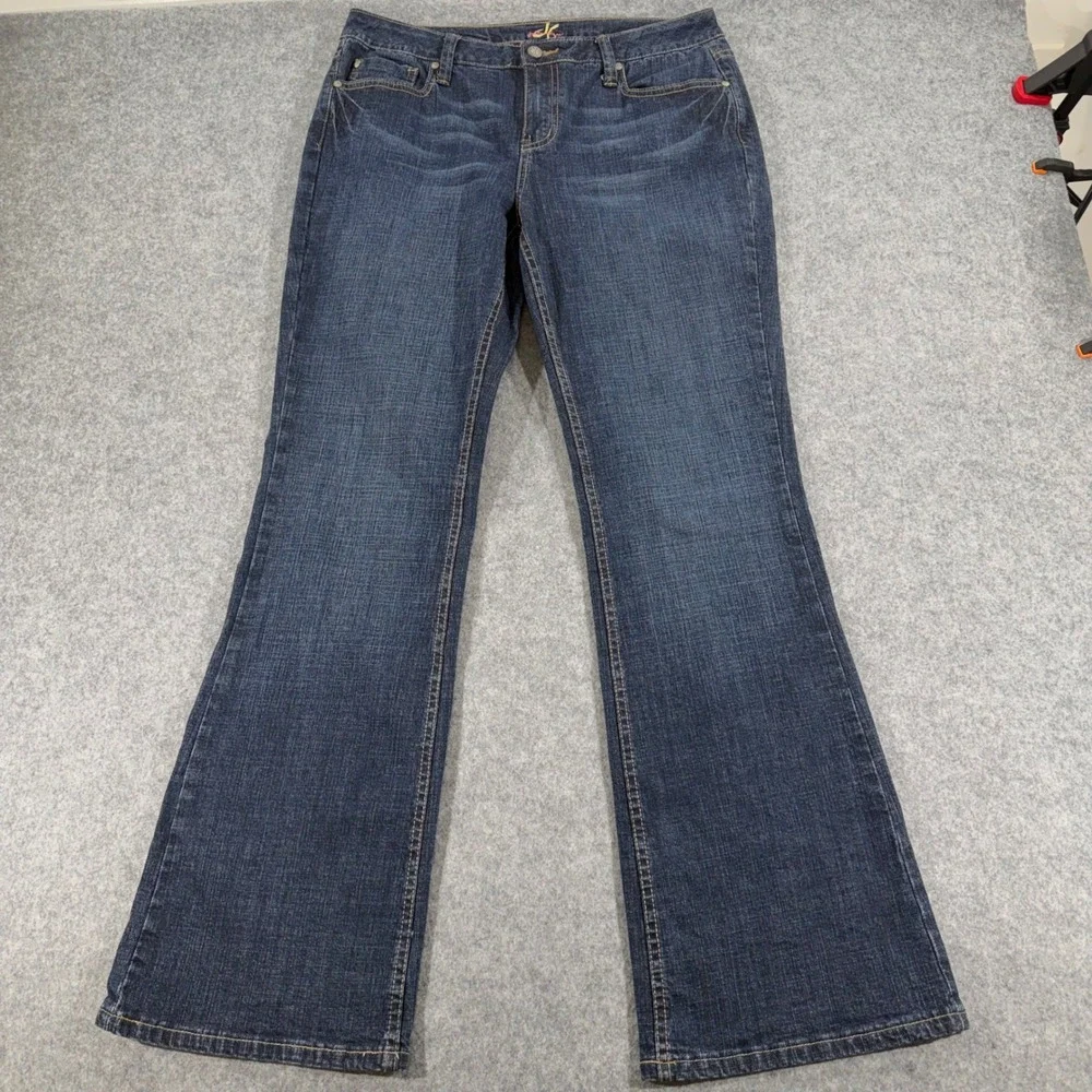 DK Premium Womens Bootcut Jeans Dark Wash Stretch Denim Size 10 Blue Flare